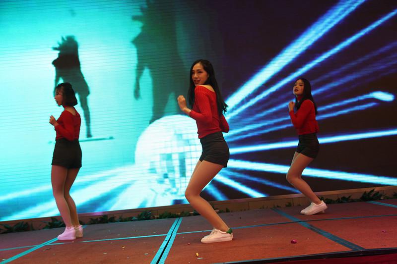 湖南隆盛達(dá)鋼廠(chǎng)